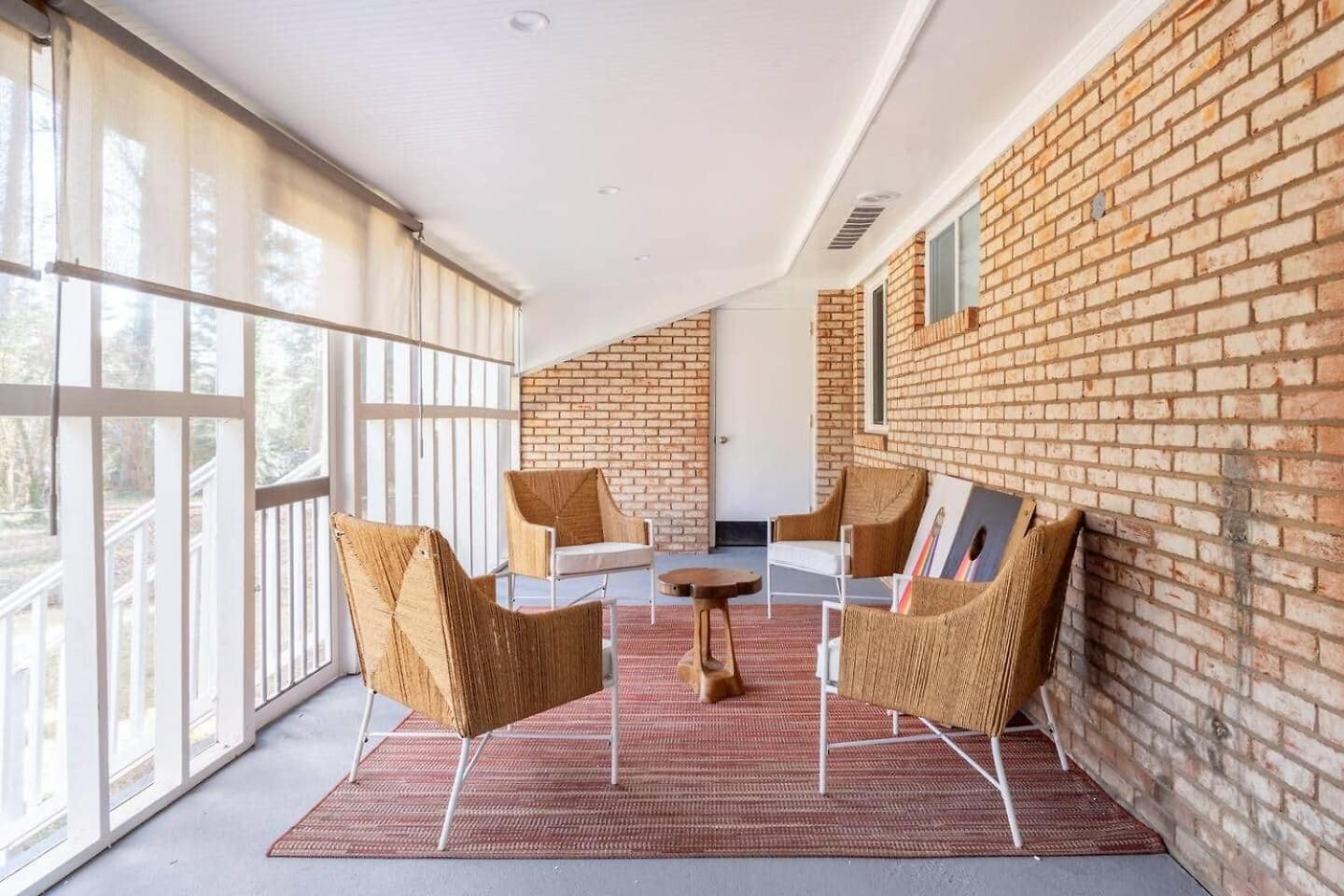 W/ Spacious Outdoor Space * Charlotte