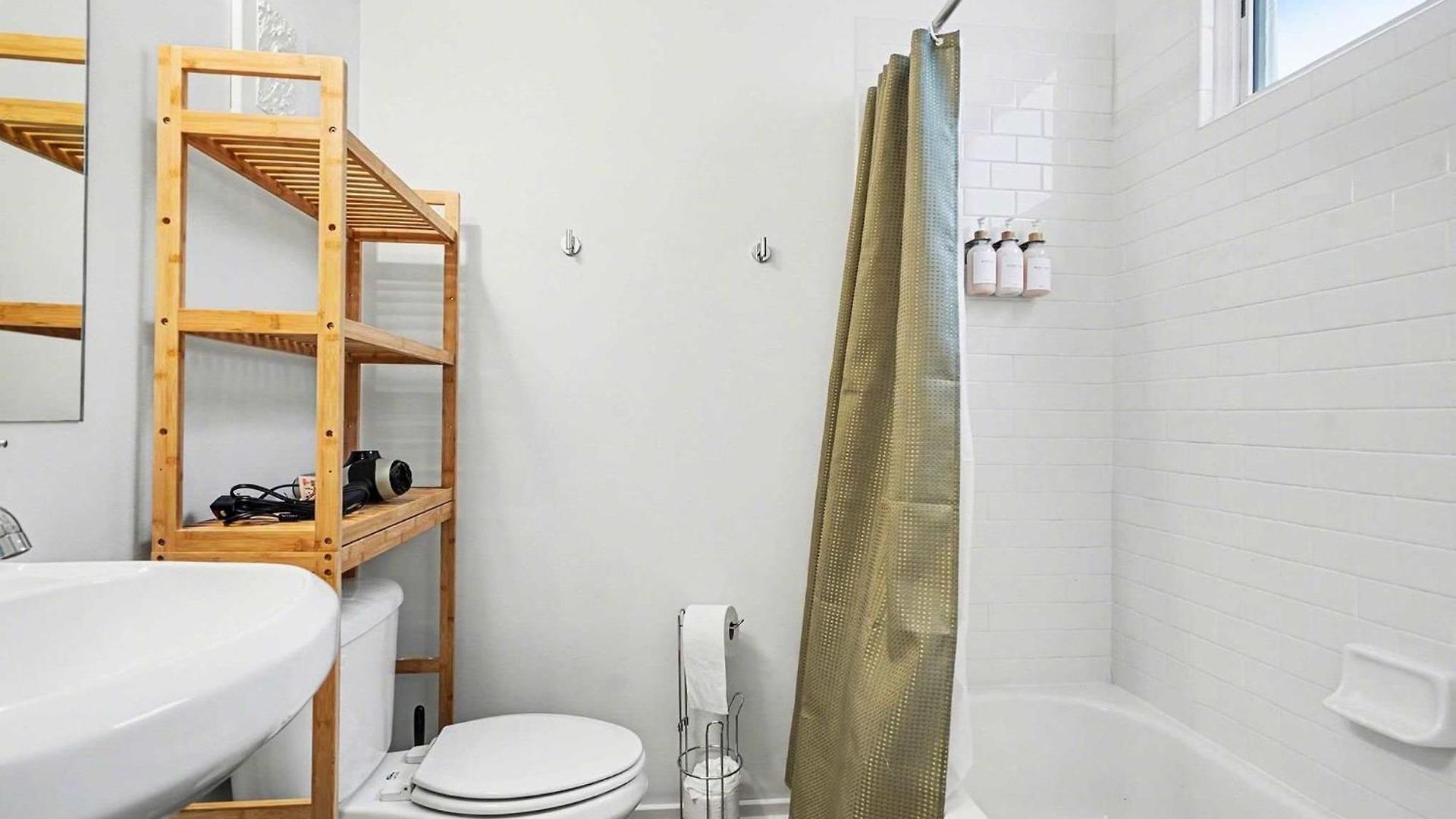 Holiday home New! Minutes To Uptown Clt W King *