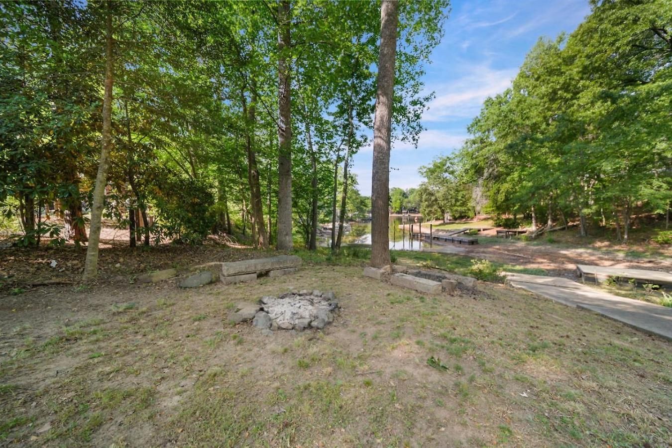 Holiday home 4br Wylie Ollie Private Cove Hot Tub Fire Pit Charlotte