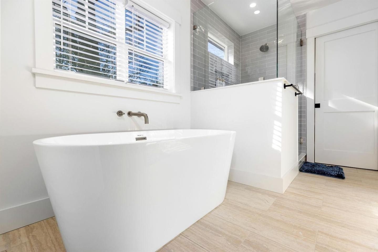 Vibrant Urban Vacation Oasis Near Catawba River In North Carolina Holiday home Charlotte