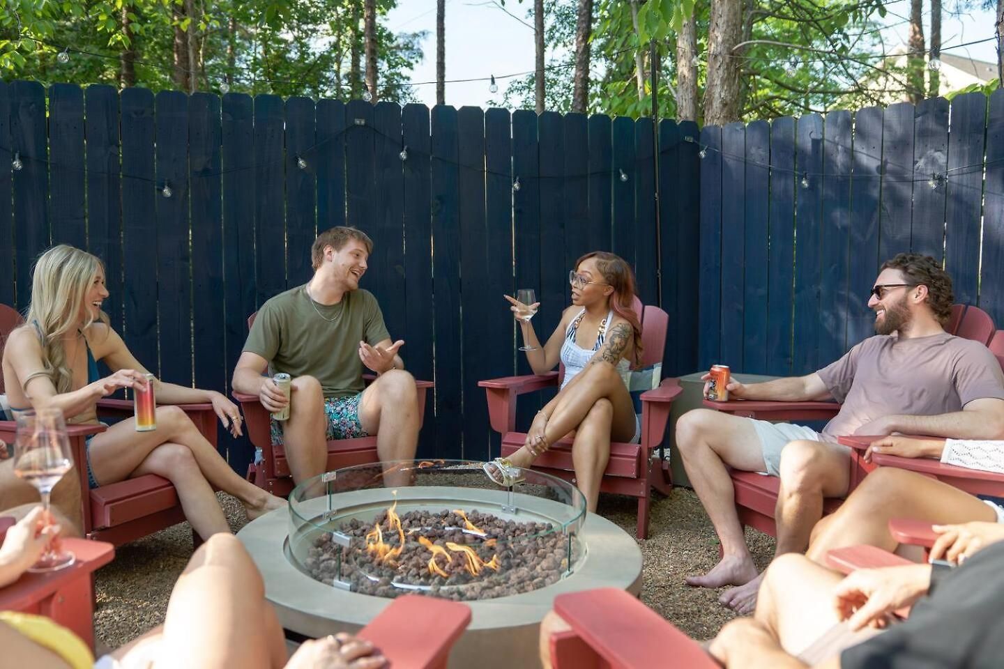 New! Hottub+pickleball+gameroom+movies+golf+games
