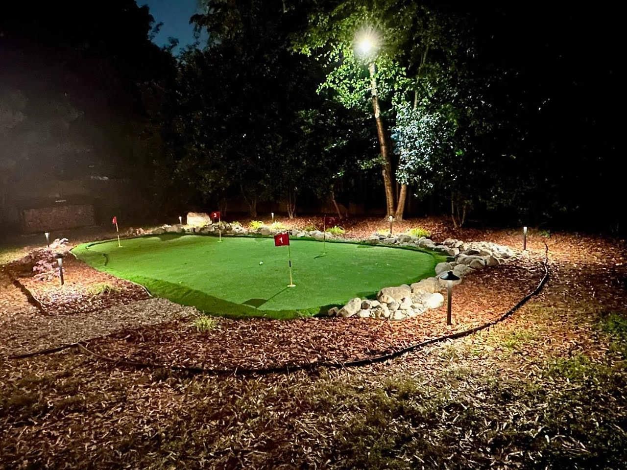 The Ultimate Escape - Midwood Hideaway With Hot Tub, Peloton, Games *
