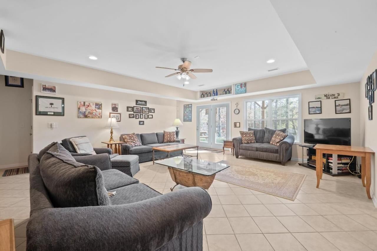 Cozy Cove Flying Squirrel Holiday home Charlotte