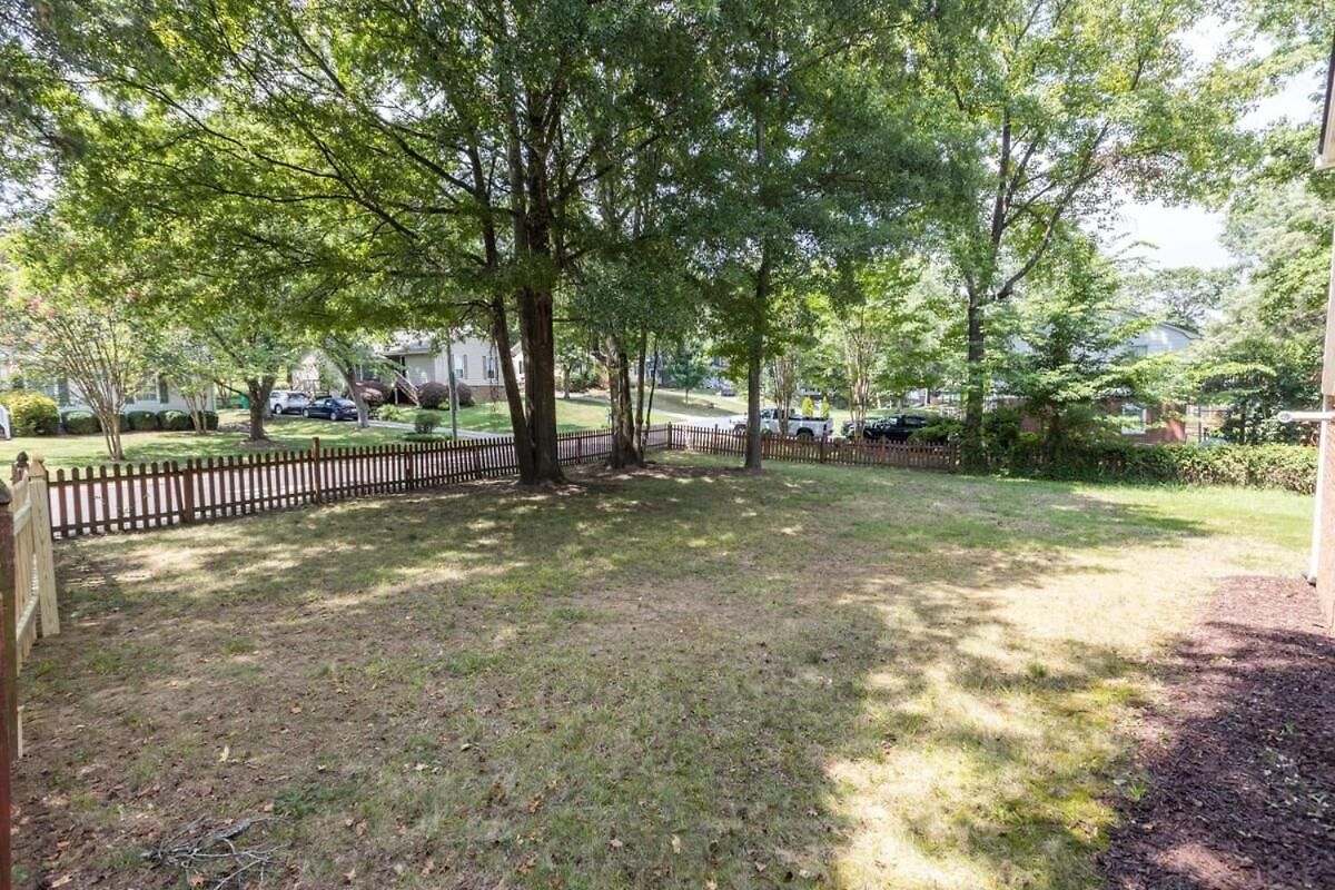 Holiday home Cozy Single-story Near Pineville Hospital, Games Charlotte