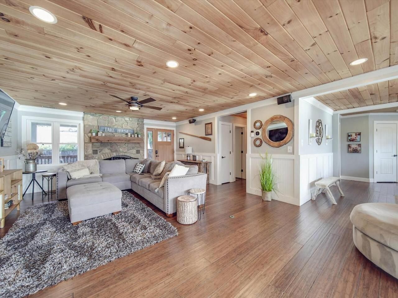 Du - Lakefront Retreat Charlotte
