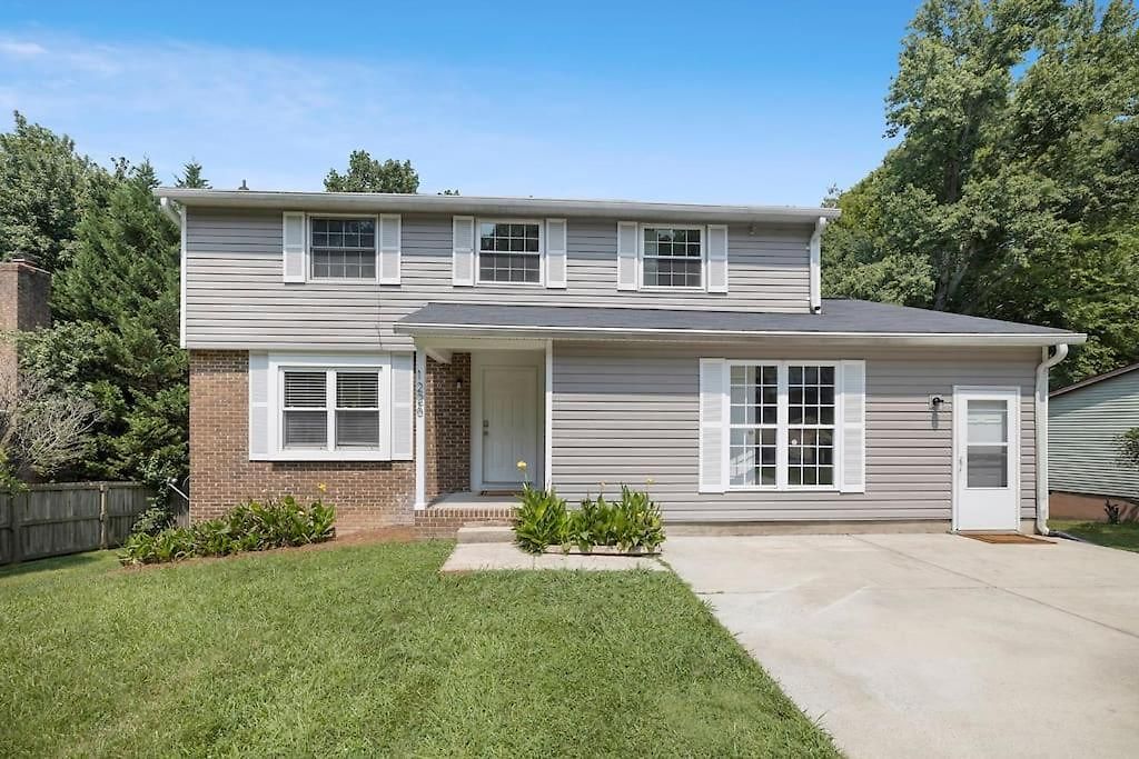 Holiday home Large Group Paradise - Blocks From Uncc Charlotte