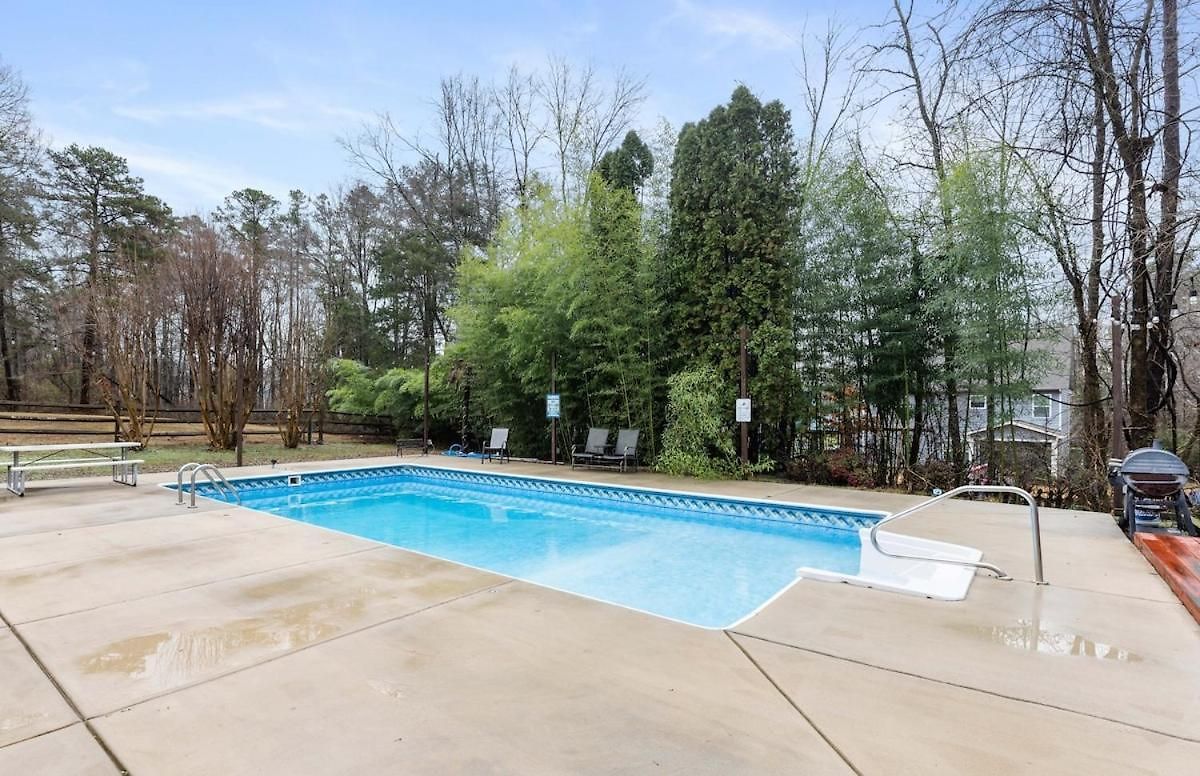Holiday home Poolside Paradise In The Heart Of Charlotte