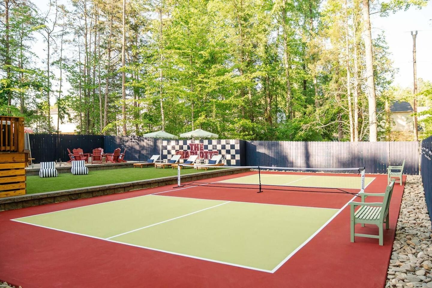 New! Hottub+pickleball+gameroom+movies+golf+games