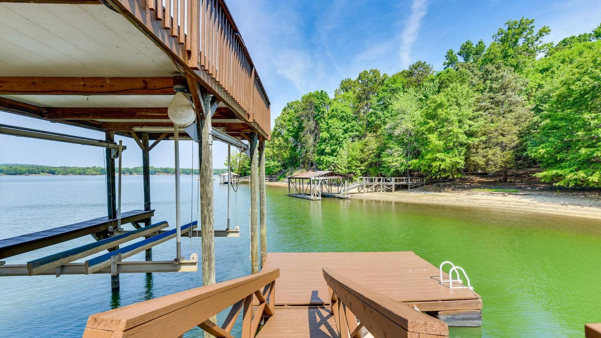 Hot Tub, Dock, Game Room! Stunning Wylie Holiday home