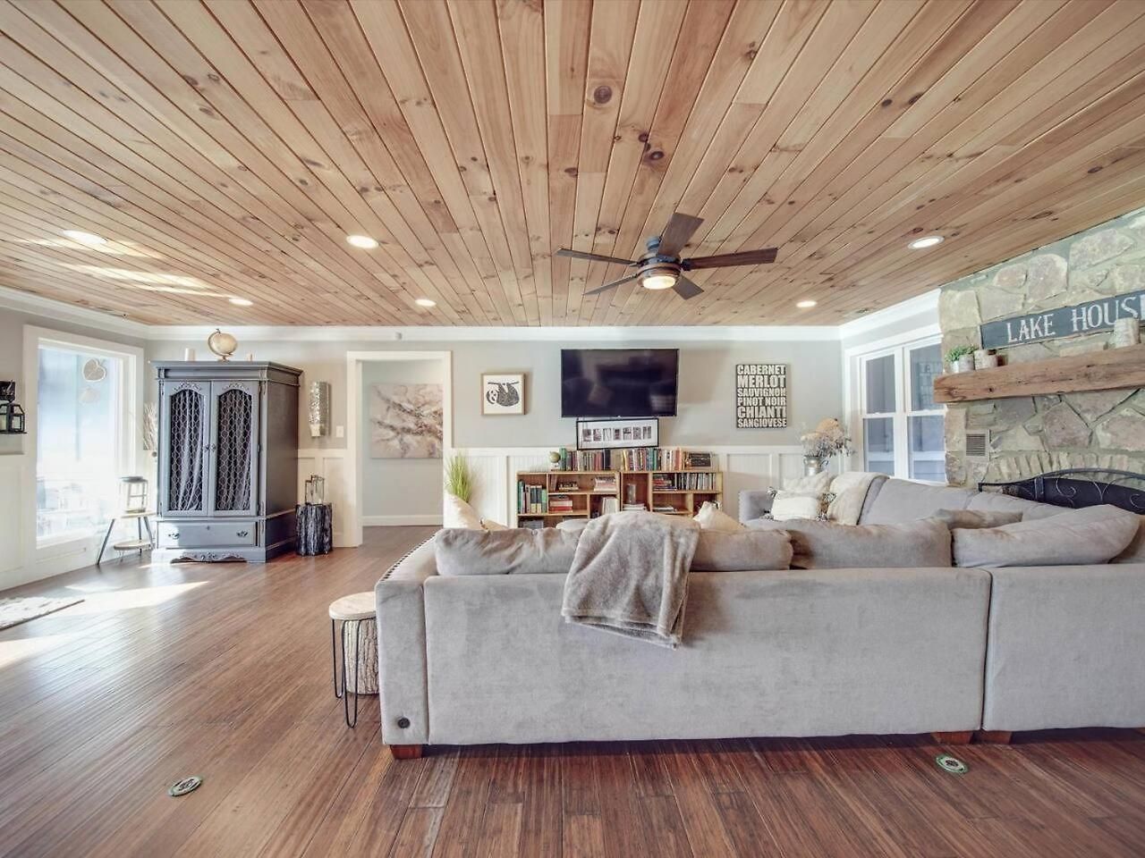 Du - Lakefront Retreat Holiday home Charlotte