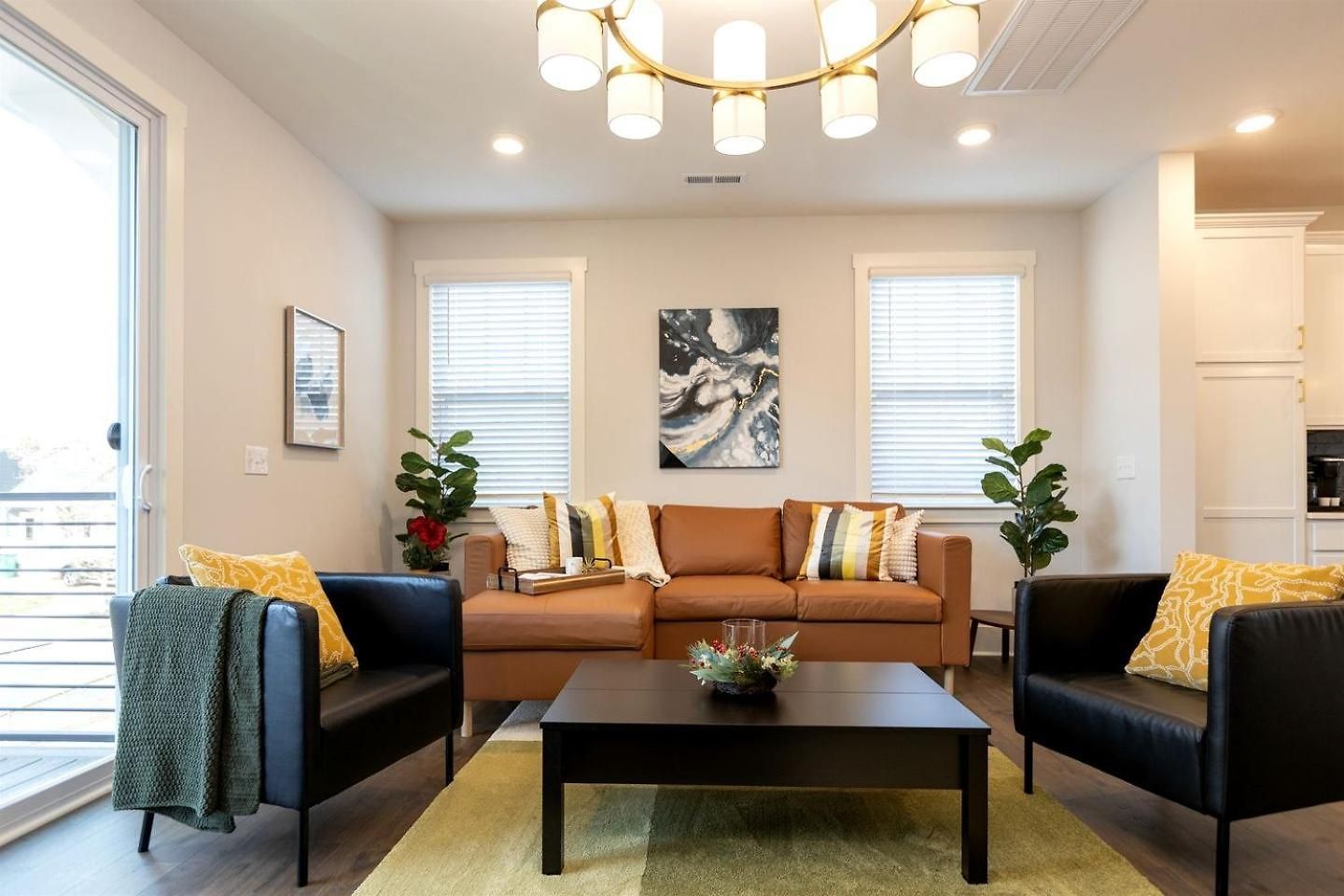 Holiday home Radiant Urban Vacation Sanctuary Near Catawba River In North Carolina Charlotte