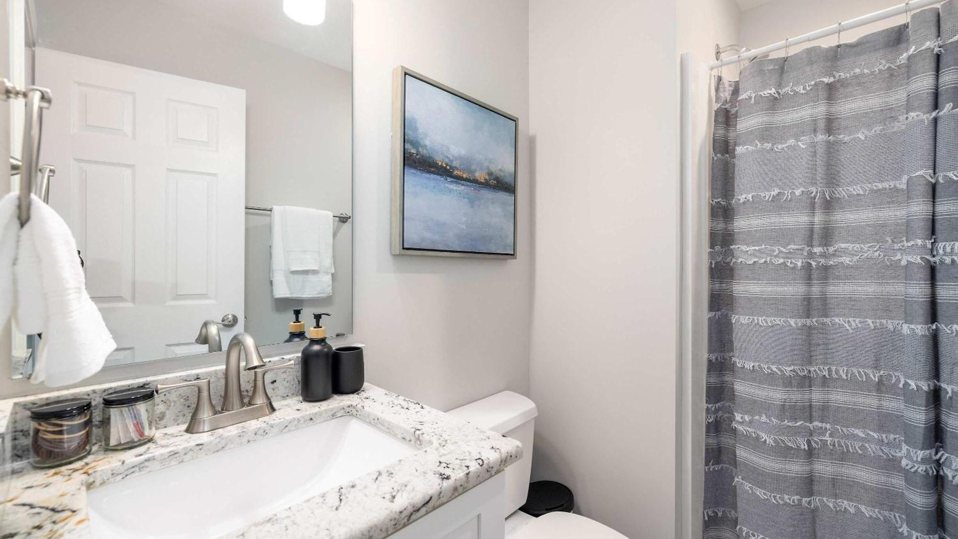 Charming & Cozy 4br In Southpark Holiday home *
