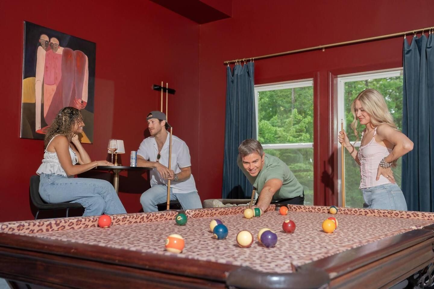 New! Hottub+pickleball+gameroom+movies+golf+games Holiday home *