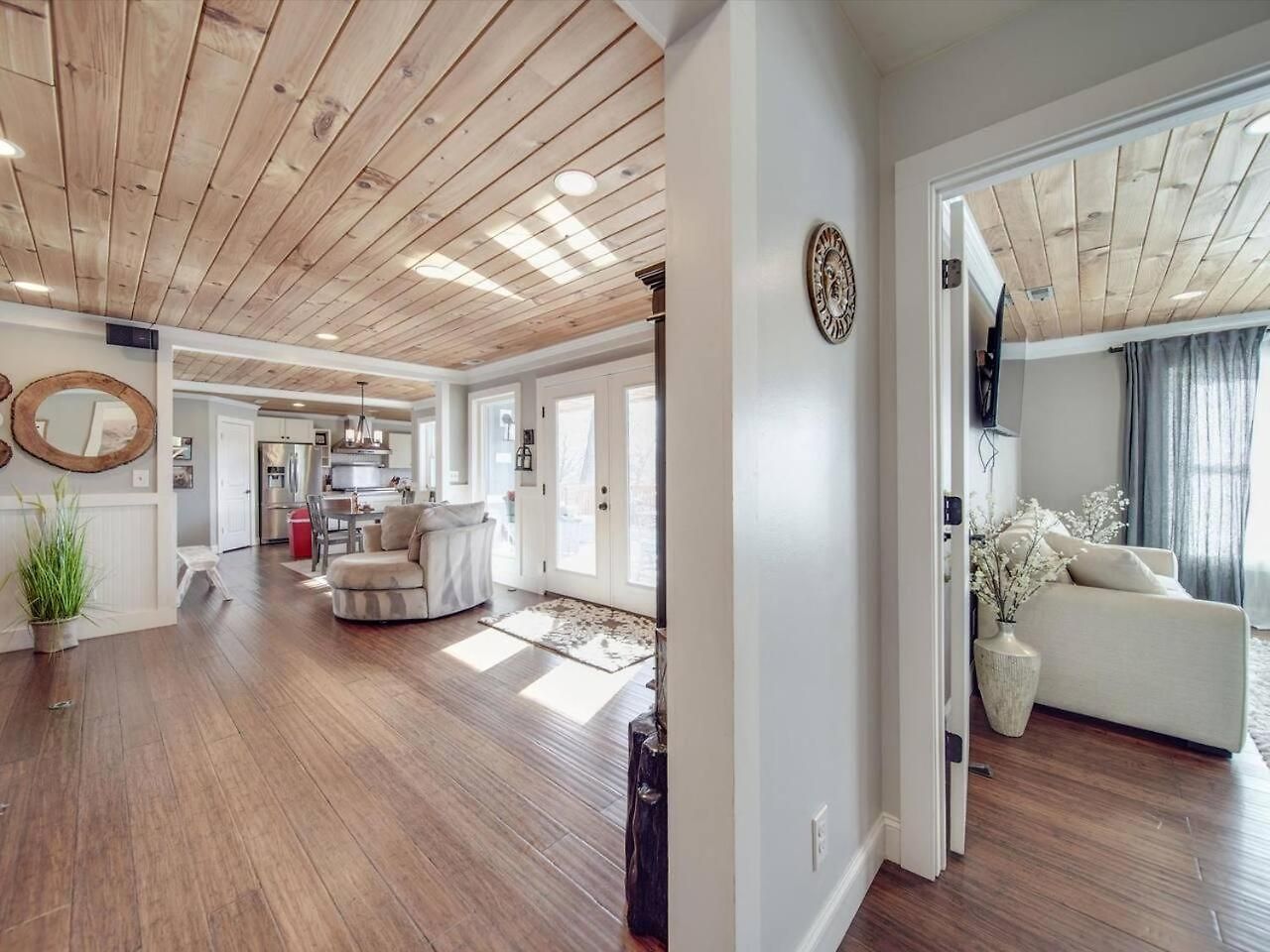 Holiday home Du - Lakefront Retreat