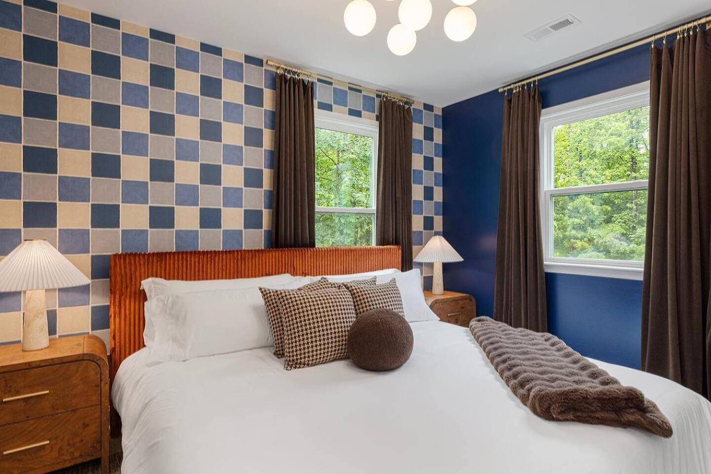 New! Hottub+pickleball+gameroom+movies+golf+games Holiday home Charlotte