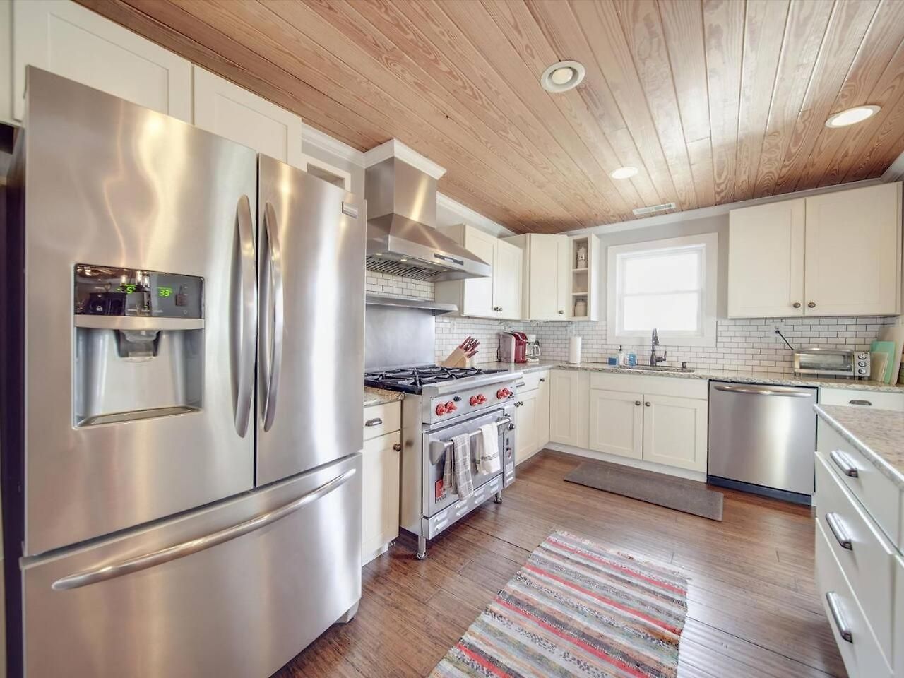 Holiday home Du - Lakefront Retreat *