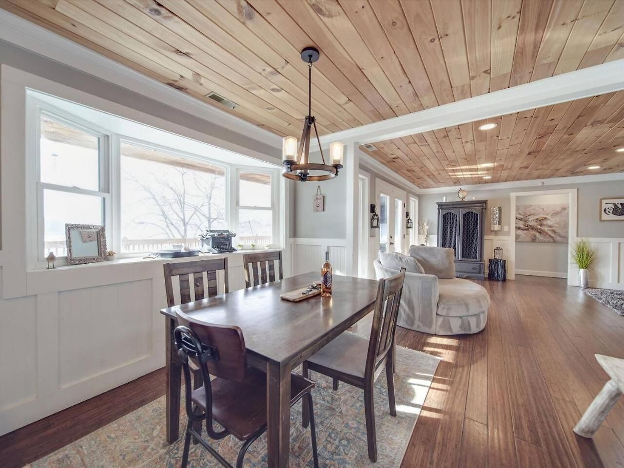 Du - Lakefront Retreat Holiday home
