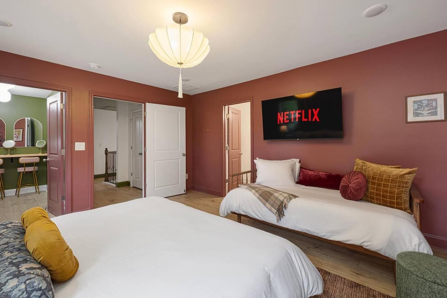 New! Hottub+pickleball+gameroom+movies+golf+games * Charlotte