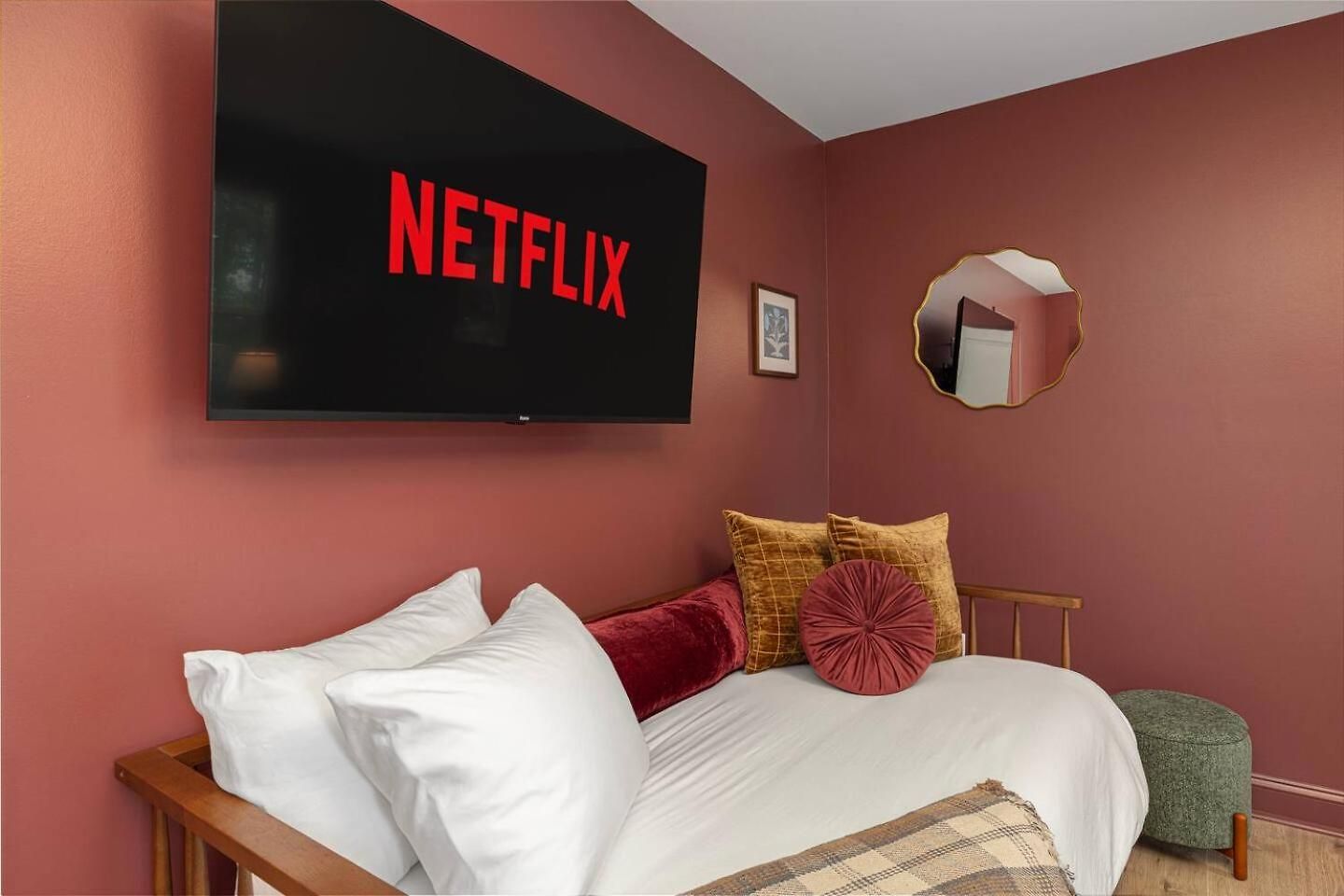 Holiday home New! Hottub+pickleball+gameroom+movies+golf+games *