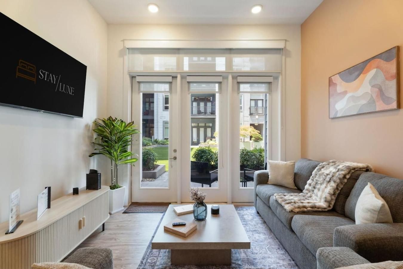 Apartment Queen Luxe - Free Parking, Pool,