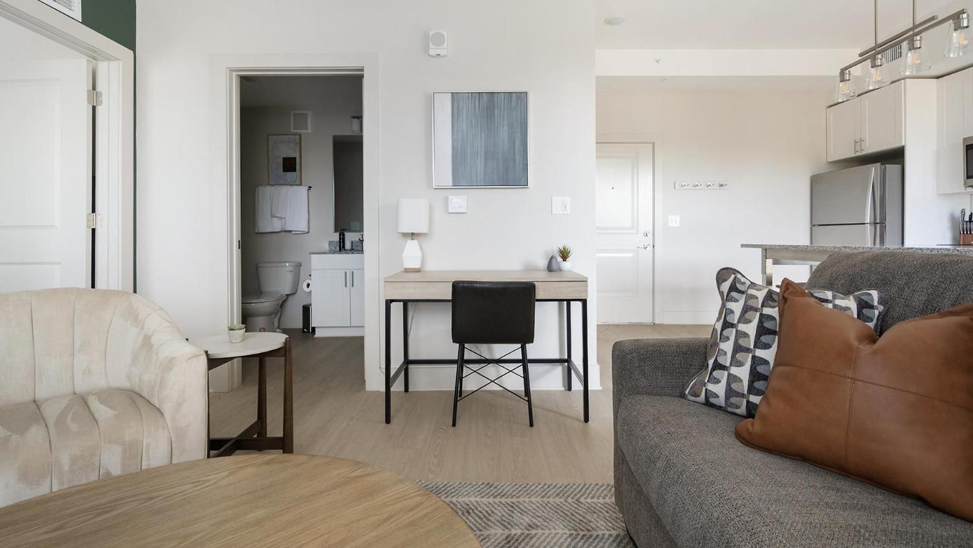 Landing Stunning 1Bd Game Room Gym