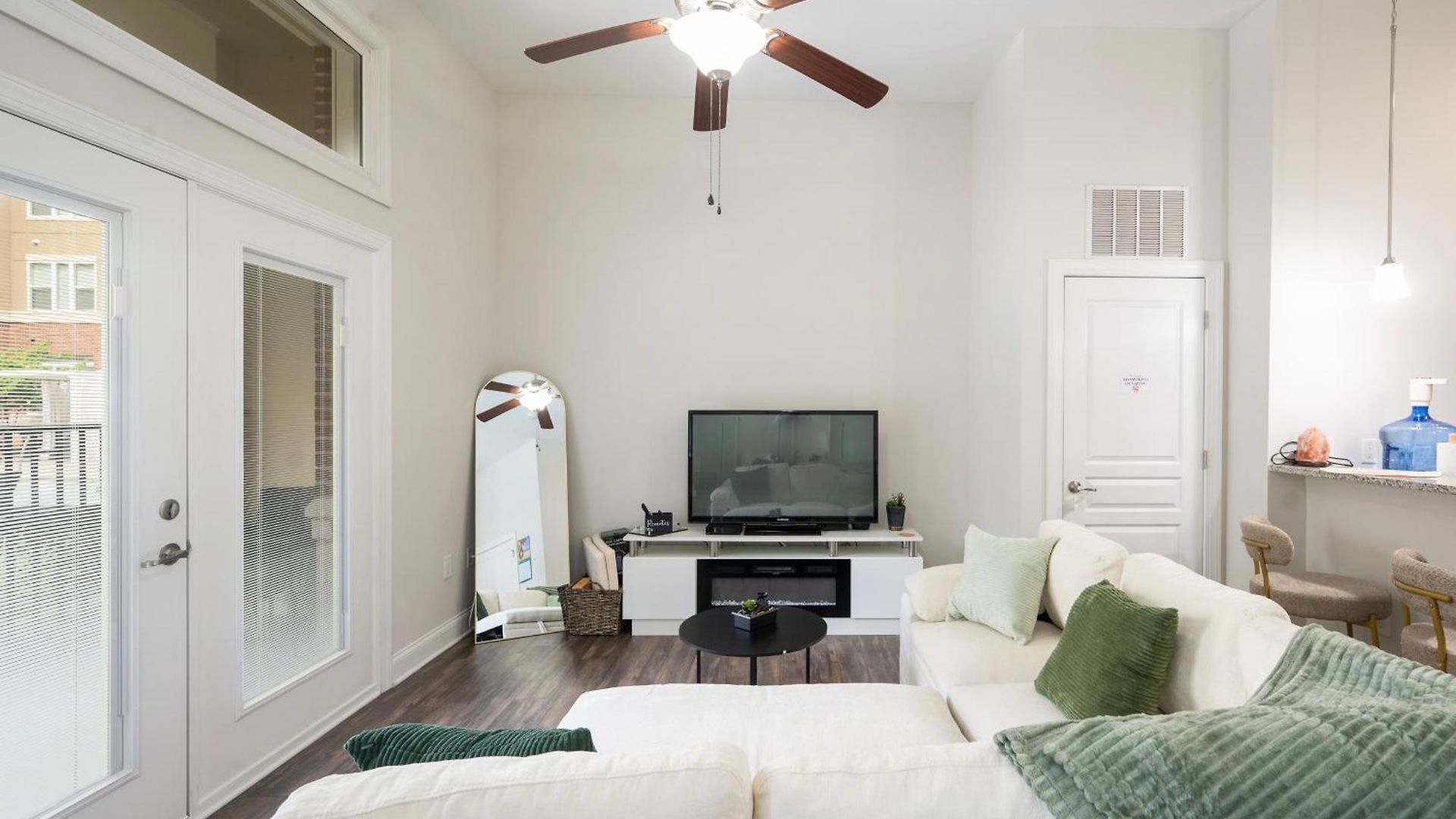 Elevated Retreat Pool Near Clt Carowinds & Uptown *