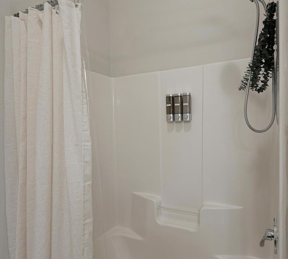 Elevated Retreat Pool Near Clt Carowinds & Uptown Apartment Charlotte