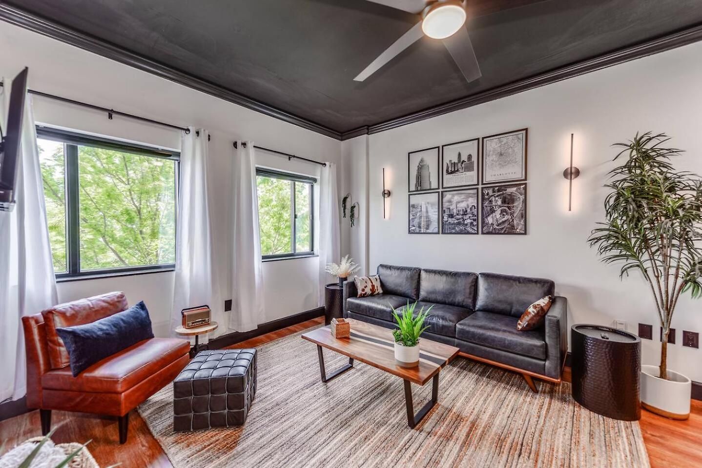 Apartment 4th Ward Industrial In The Heart Of -