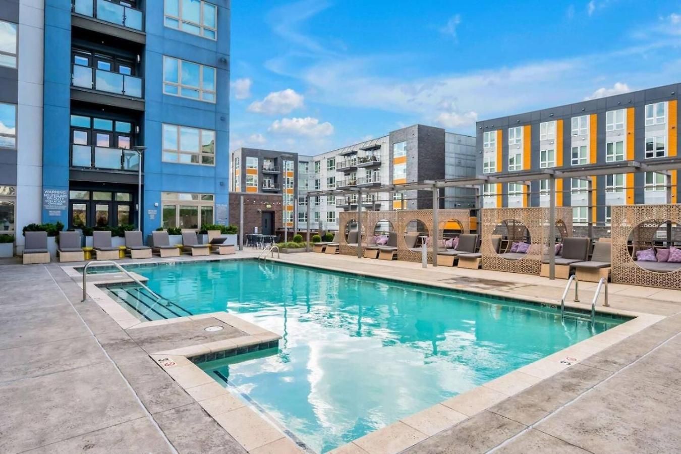 Apartment Queen Luxe - Free Parking, Pool,