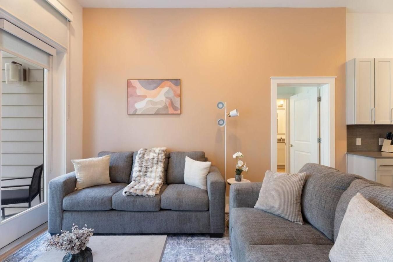 Queen Luxe - Free Parking, Pool, *