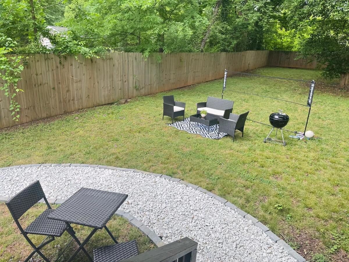 Apartment Charming And Renovated Close To Airport And Uptown