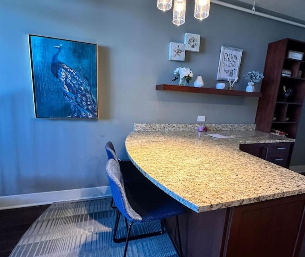 Luxury Furnished 1br In The Heart Of The * Charlotte