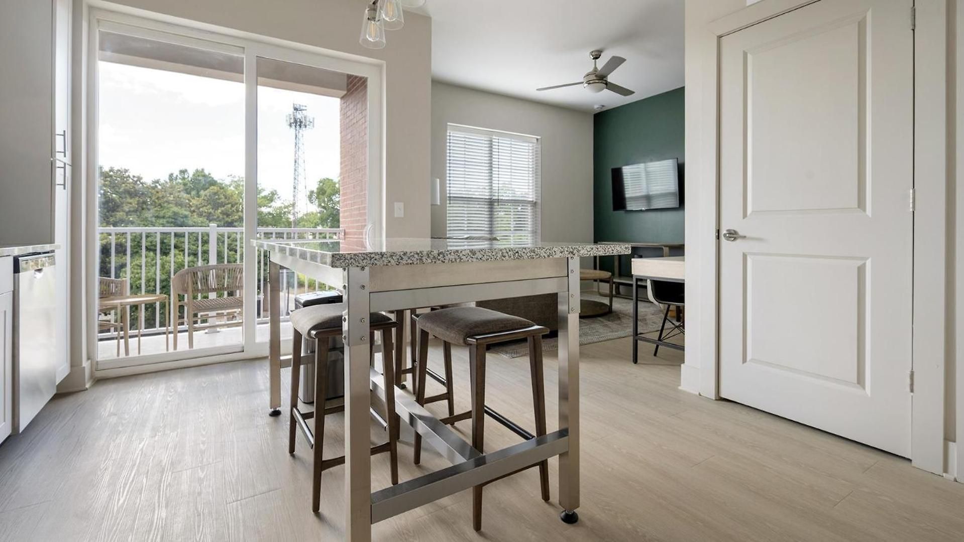 Apartment Landing Stunning 1Bd Game Room Gym Charlotte