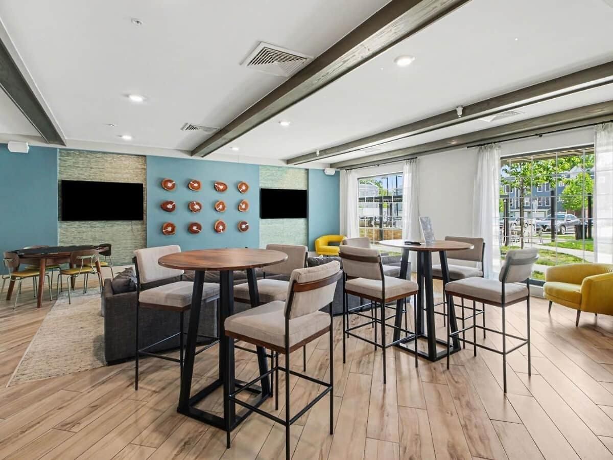 Luxury 1br Near Noda & Uptown