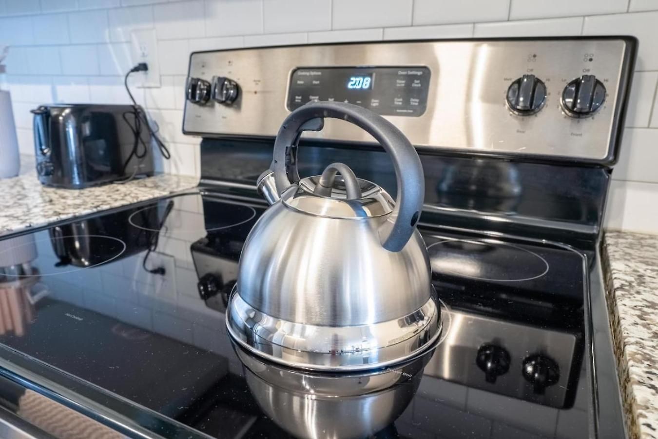 Apartment Stylish, Comfortable 2bd Abode Near Dt Matthews