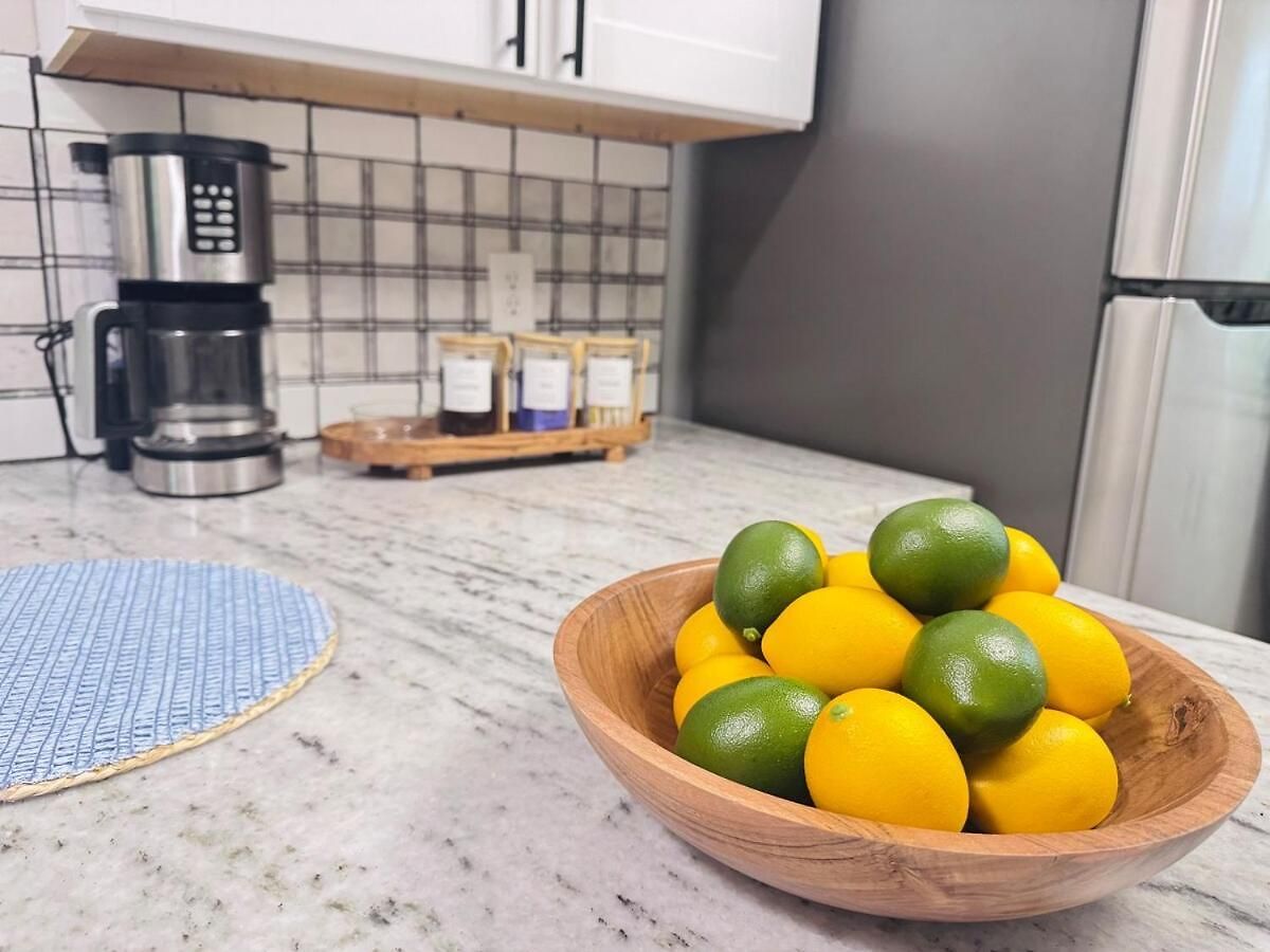 Charming And Renovated Close To Airport And Uptown Apartment Charlotte
