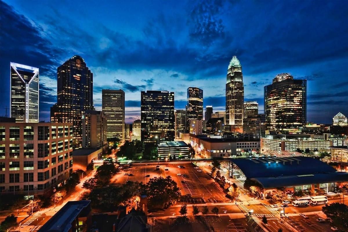 Apartment Cozy Mins To Atrium Health Nascar Hof &cdia Charlotte
