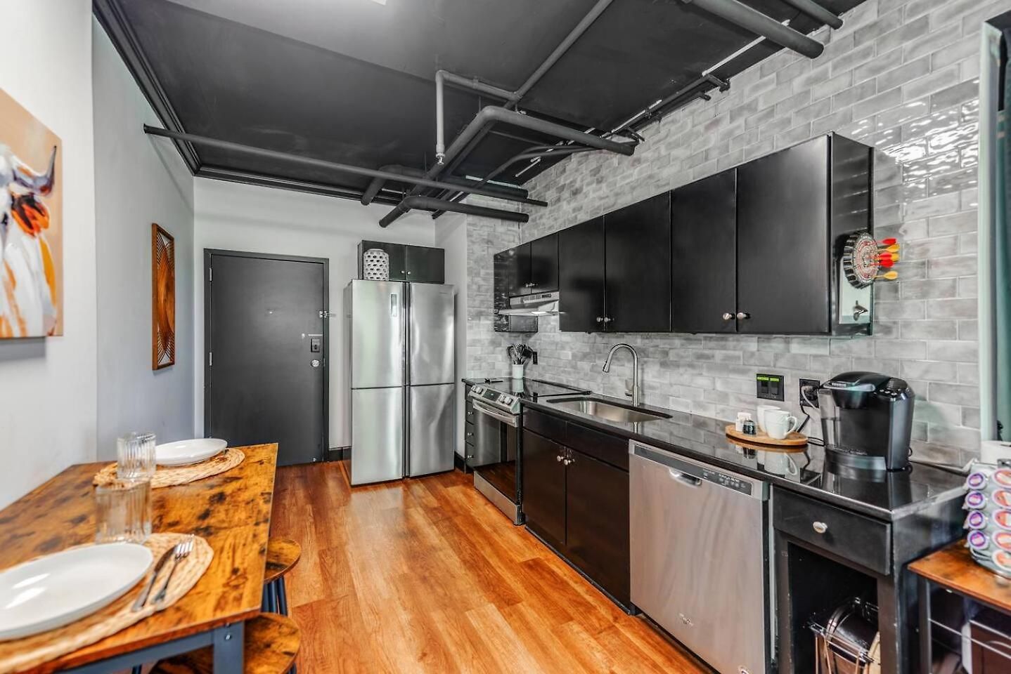 4th Ward Industrial In The Heart Of - Apartment