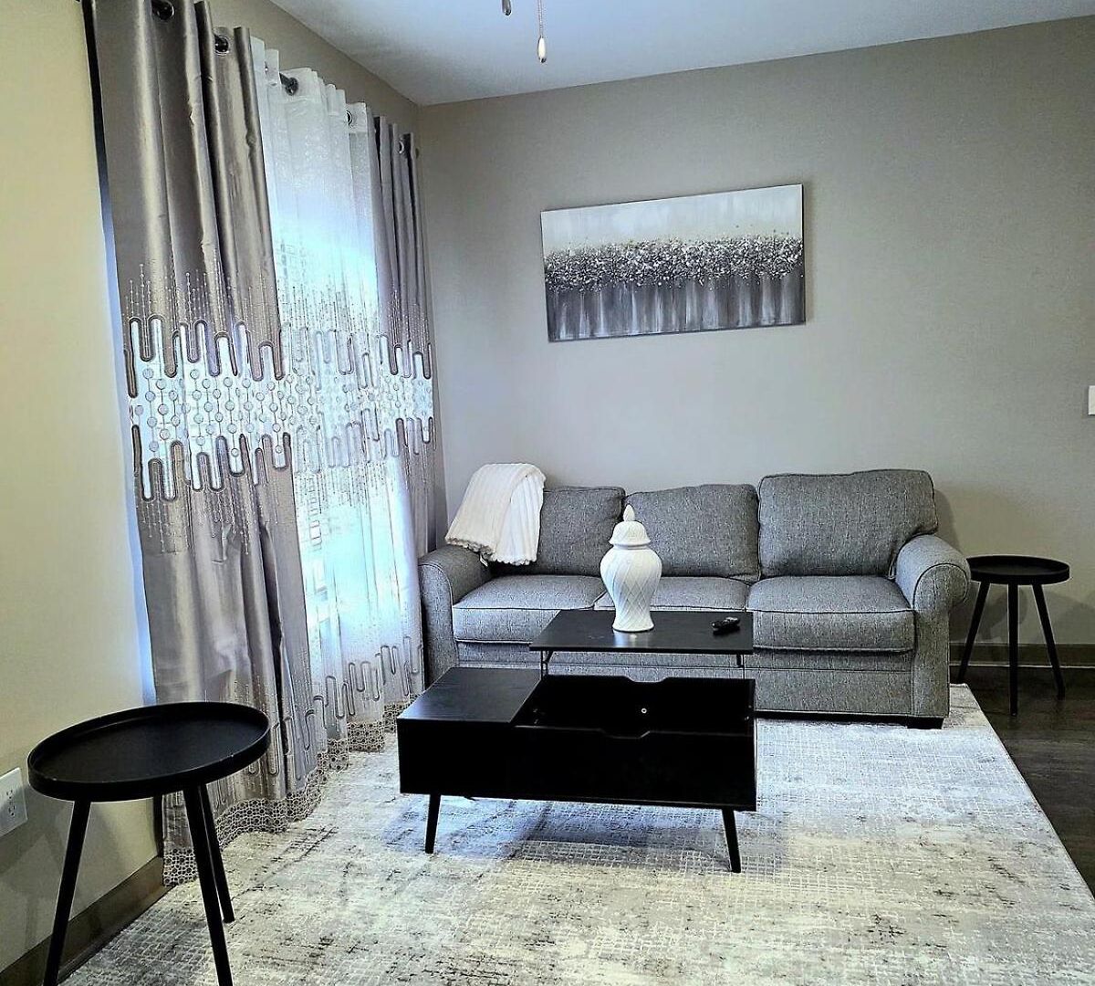 Apartment Prime Uptown Location Near Restaurants & Nightlife