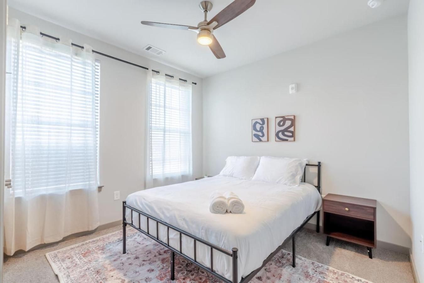 Bright, Cozy 3bd In Heart Of Matthews Apartment