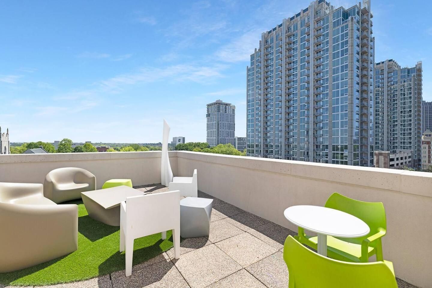 The Eighth Luxury Penthouse In Fourth Ward *