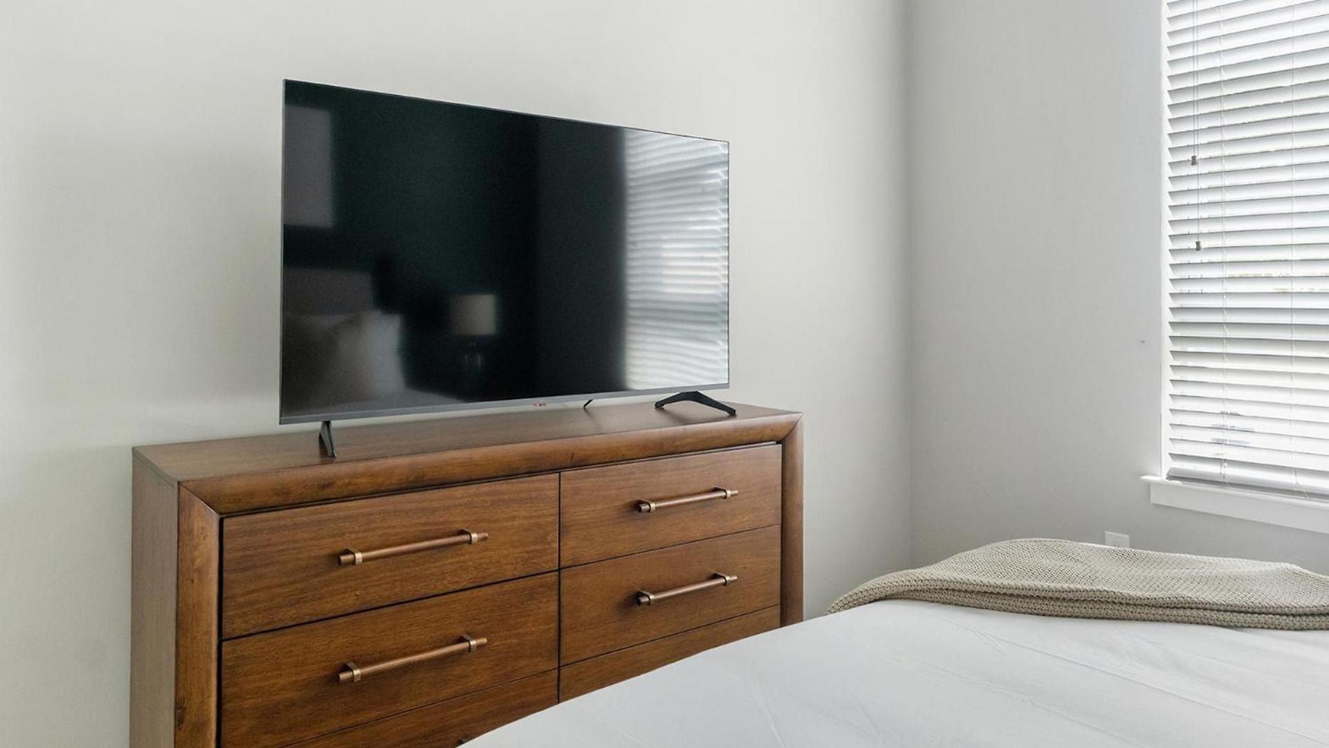 Landing Beautiful 2bd Gym Charlotte
