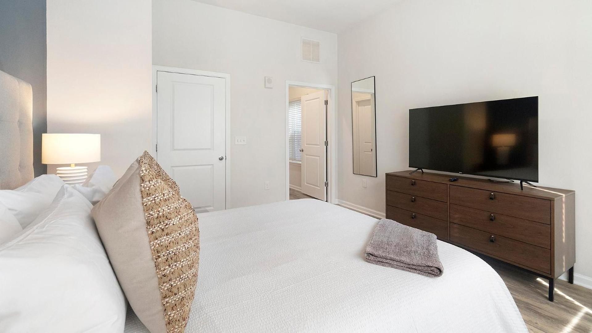 Landing Incredible 1Bd Clubhouse Gym * Charlotte