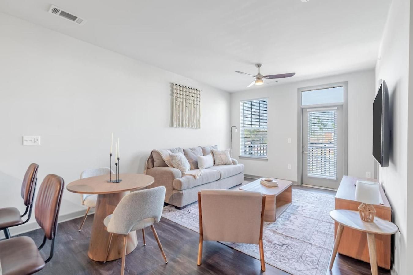 Warm, Inviting 2bd In Matthews