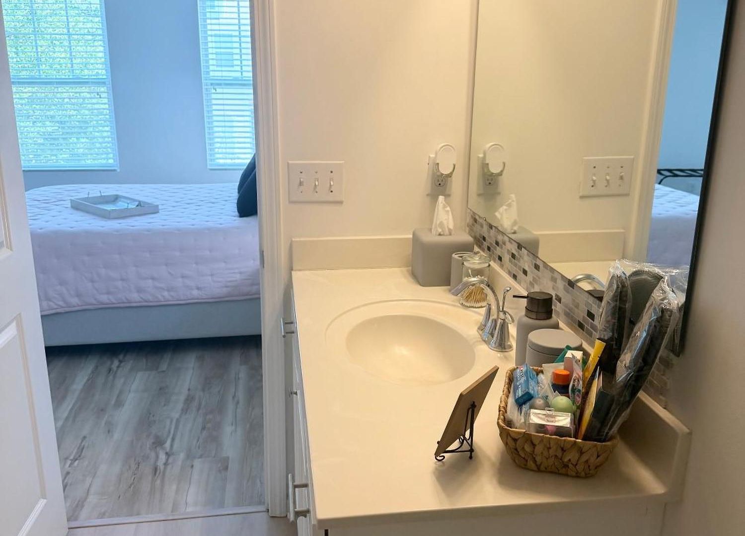 Modern South Townhome Near Carowinds