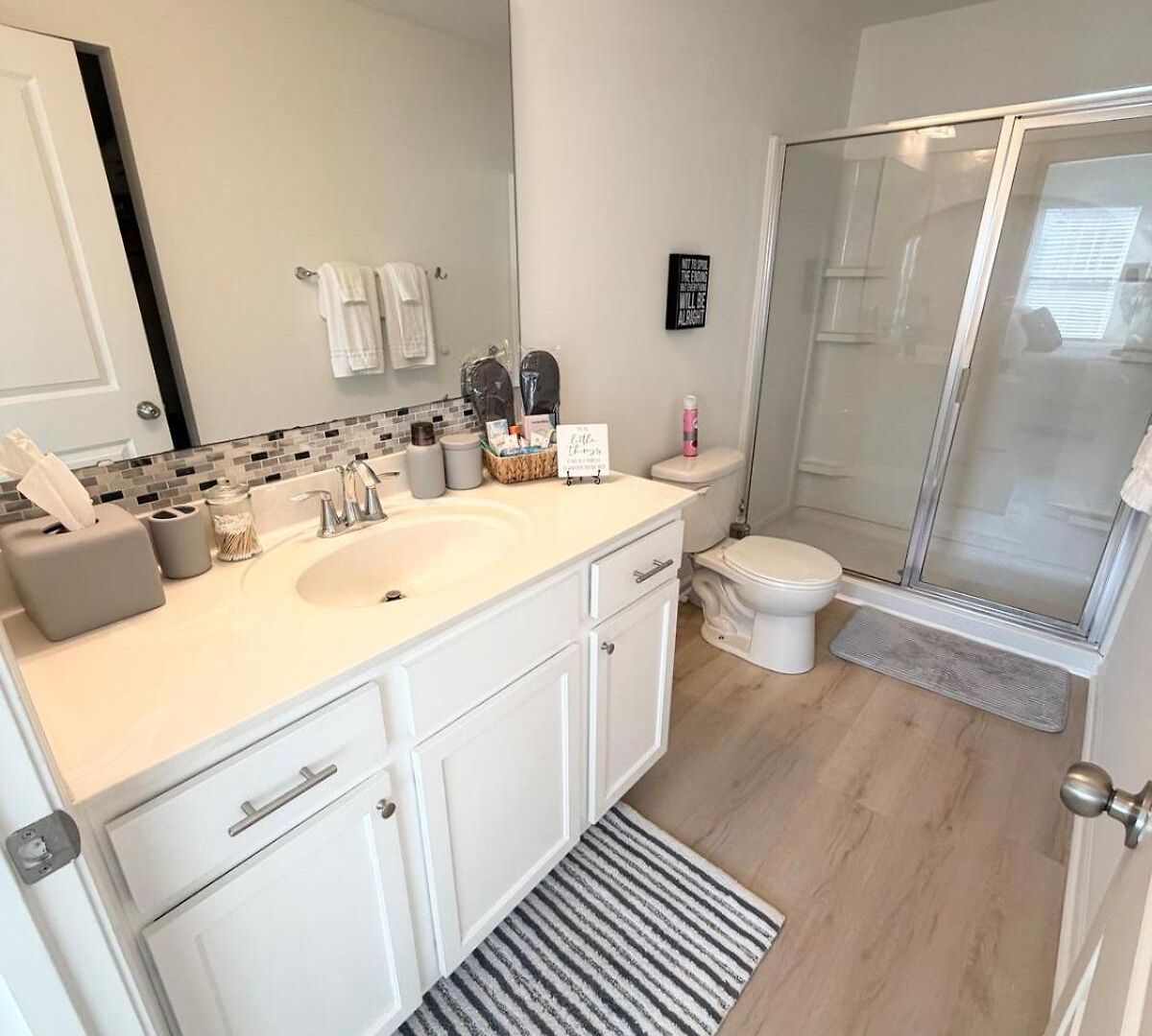 Modern South Townhome Near Carowinds Apartment *