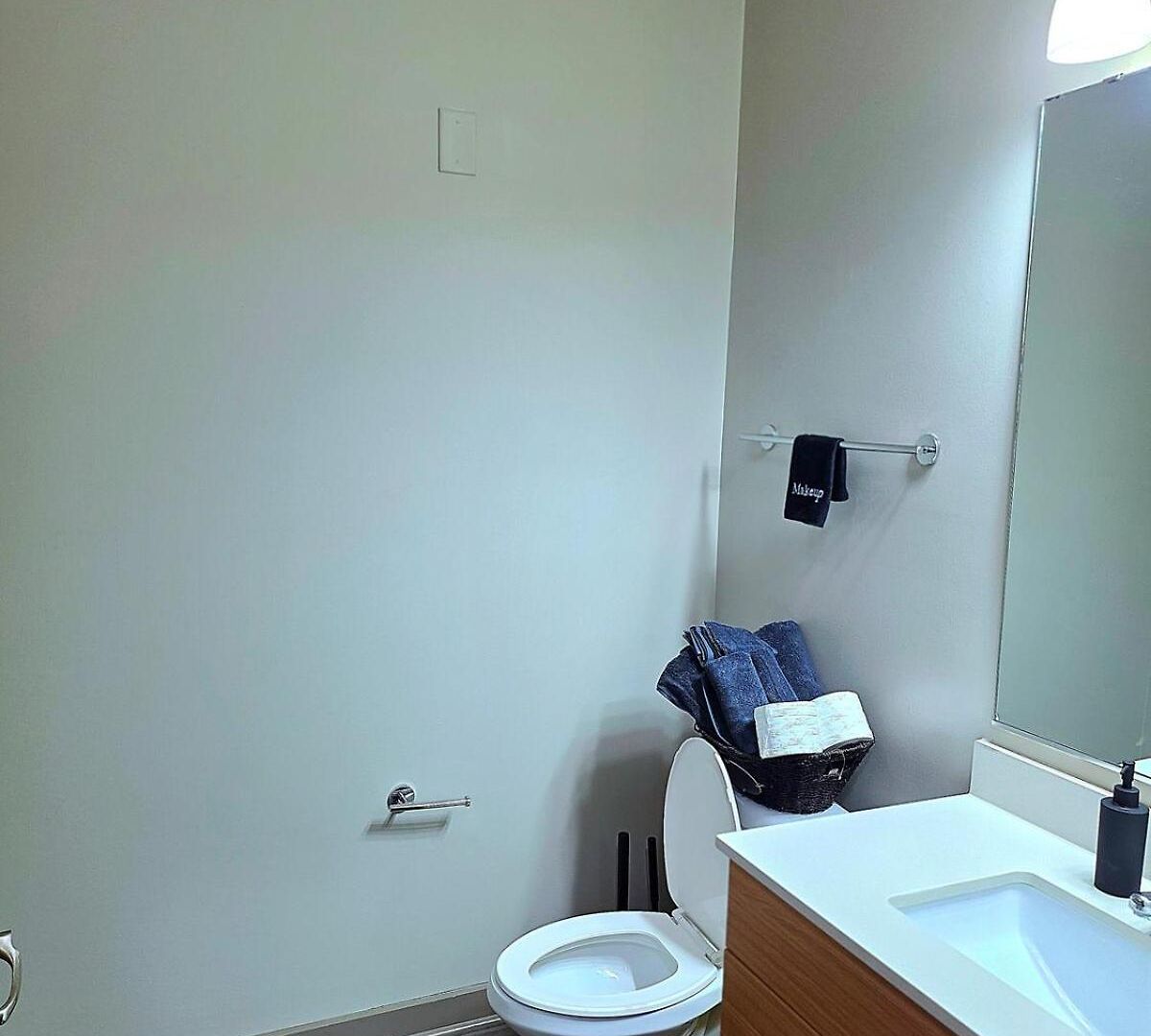 Prime Uptown Location Near Restaurants & Nightlife * Charlotte
