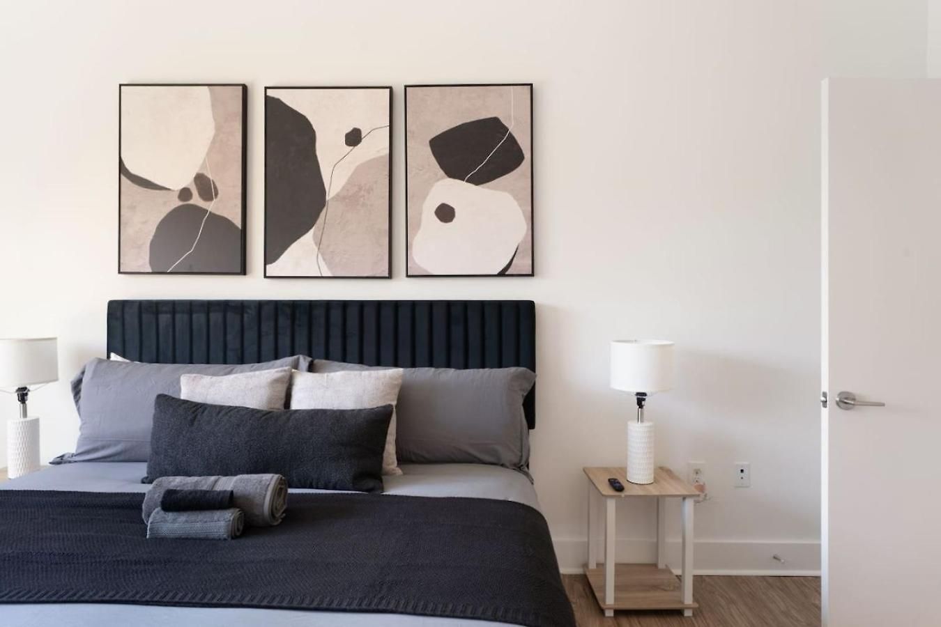Carolina Luxury - Free Parking, Pool, Gym Charlotte