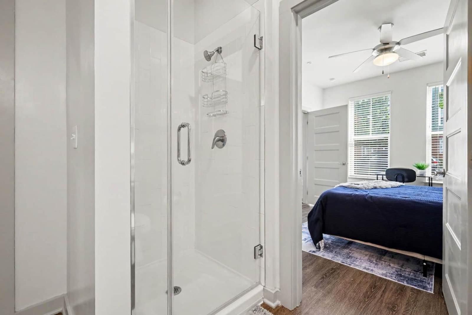 Luxury 1br Near Noda & Uptown Apartment *
