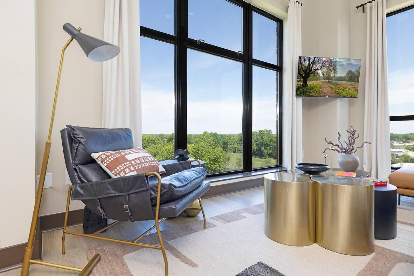 Apartment The Eighth Luxury Penthouse In Fourth Ward
